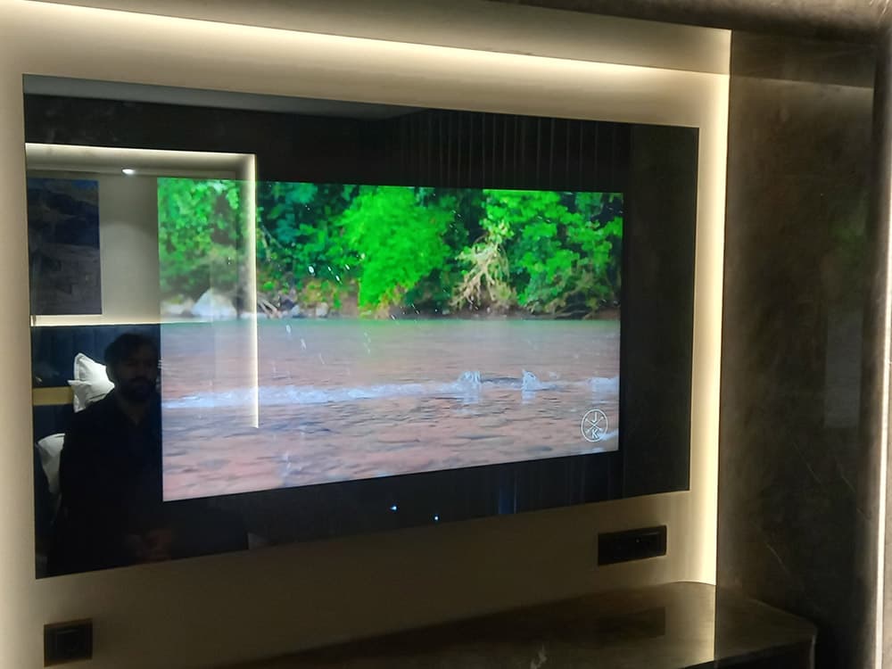 Mirror TV 6
