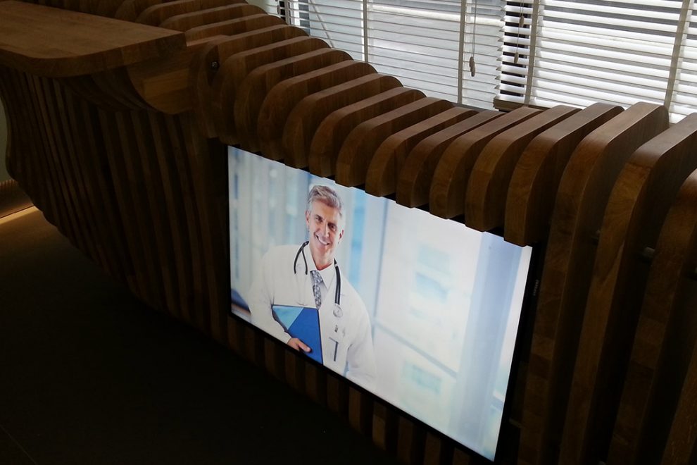 kalamis-doktor-evi-digital-signage
