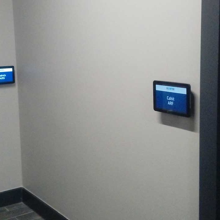 budotek-toplanti-odasi-ekranlari