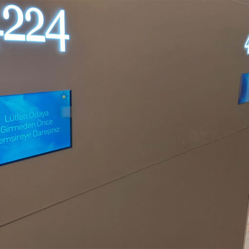 Acibadem-Hastanesi-Maslak-Doktor-Kapi-Bilgilendirme-Ekranlari-3