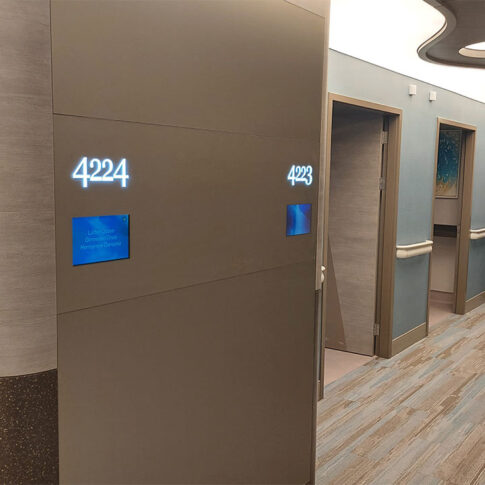 Acibadem-Hastanesi-Maslak-Doktor-Kapi-Bilgilendirme-Ekranlari-4