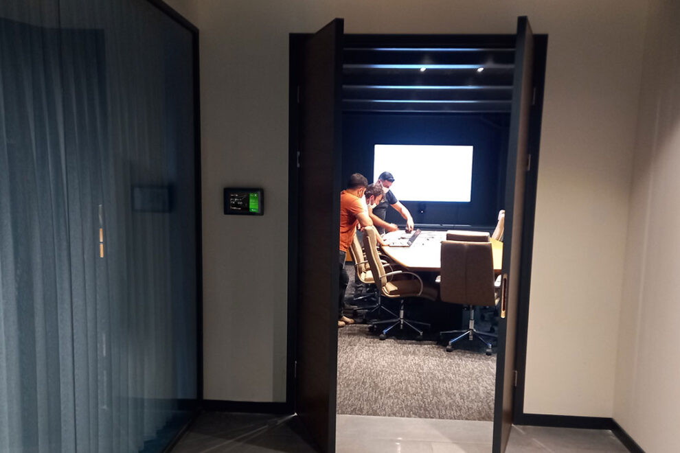 Stembio-Profesyonel-Ses-ve-Goruntu-Sistemleri