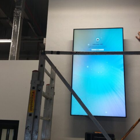 DHL-IGA-Havalimani-Merkez-Bina-Menuboard-7