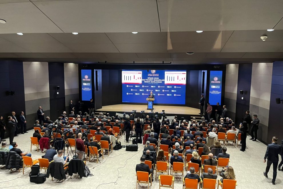 Konferans Salonu Profesyonel Ses ve Isik Sistemleri