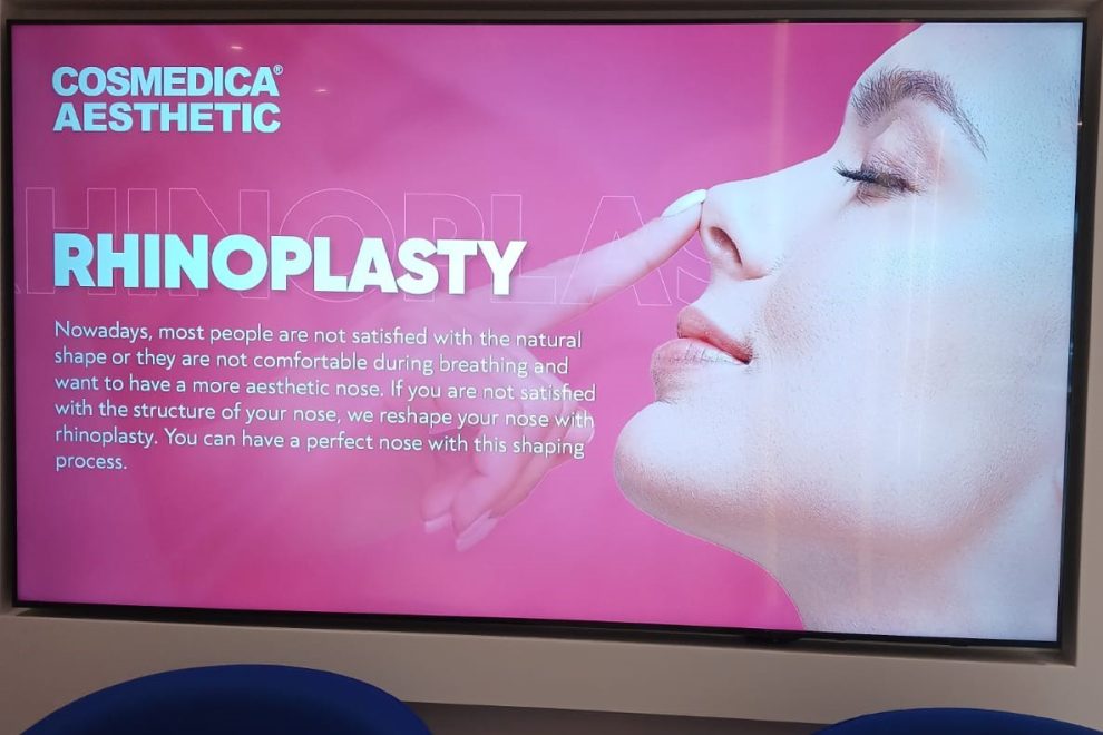 Cosmedica Hastanesi Signage Ekran