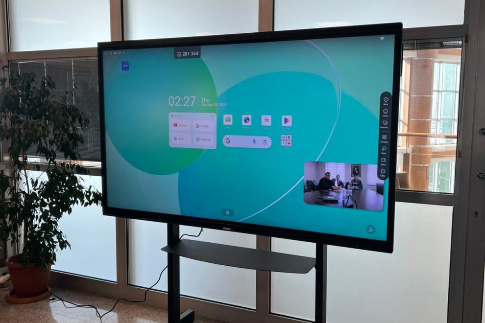 ITOB Bolge Mudurlugu Akilli Tahta