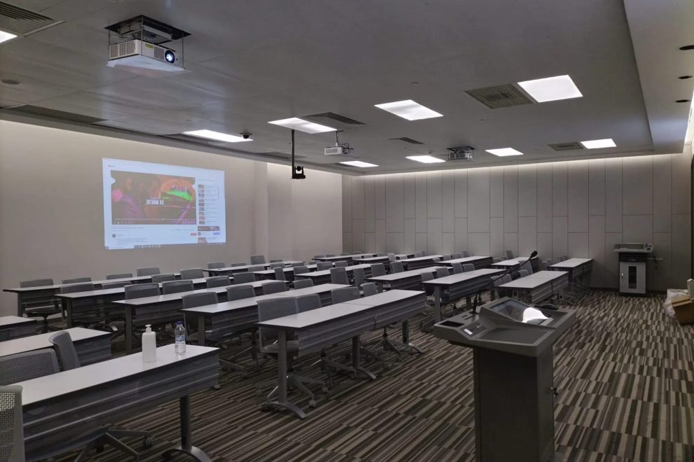 Acibadem Universitesi Siniflari Ses ve Goruntu Sistemleri