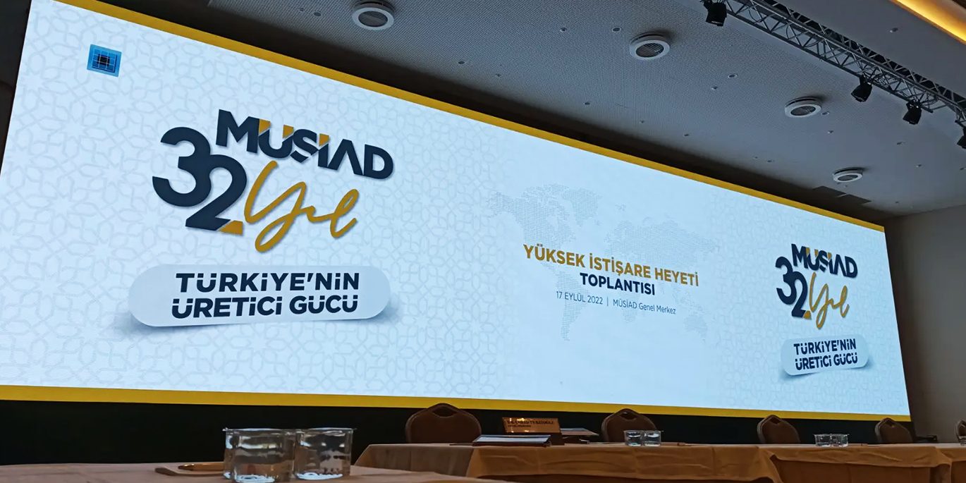 Mağaza LED Ekran Çözümleri Mağaza LED Ekran Çözümleri